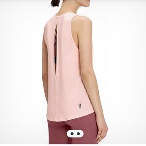 On Running Women's Pink Sleeveless Top